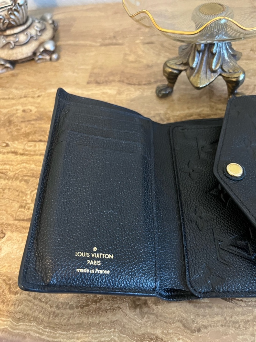 Louis Vuitton Empriente Leather Wallet - Picture 4 of 15